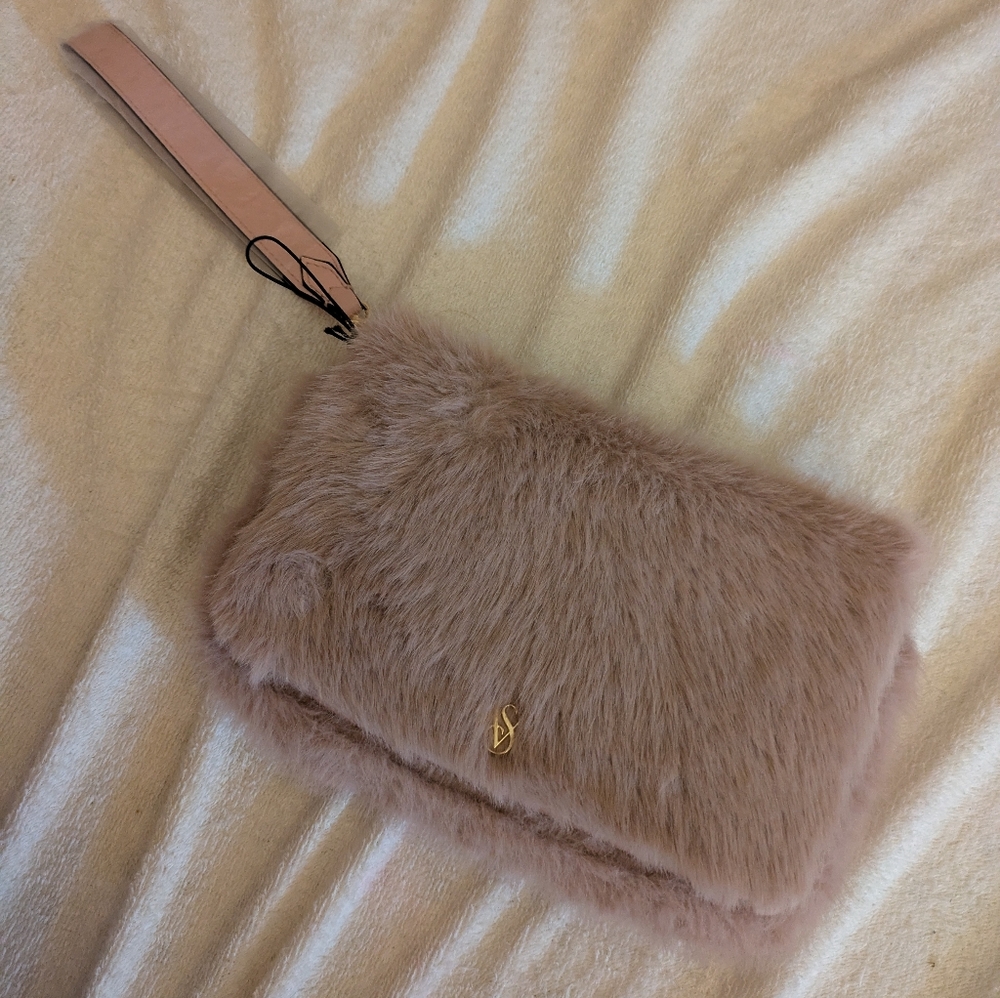 Elegant Pink Faux Fur Clutch